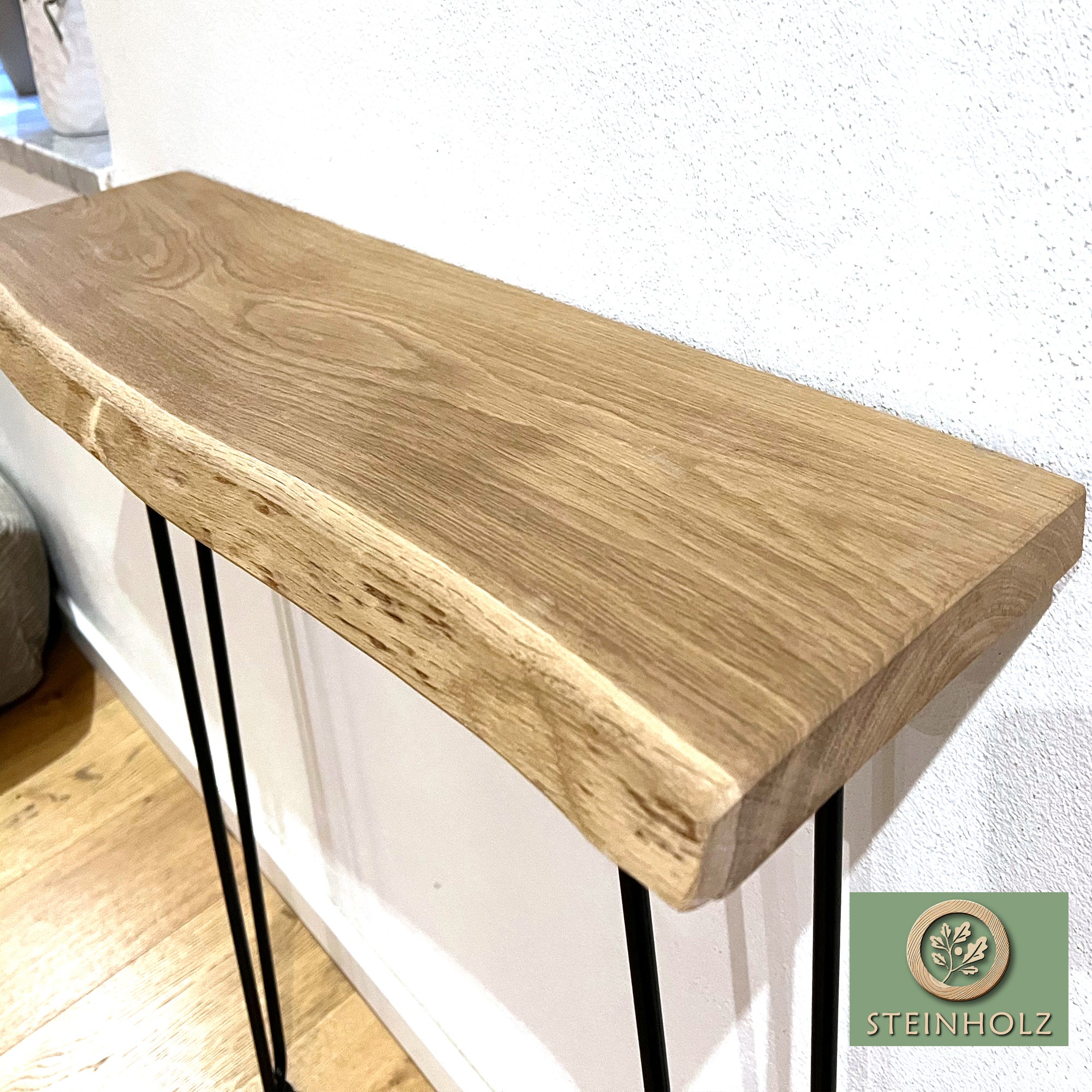 Oak console table with tree edge and hairpin legs – natural &amp; modern